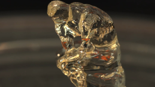 Cómo funciona la impresión 3D con luz: la técnica que promete revolucionar el mundo de las impresoras 3D